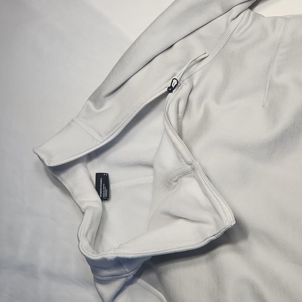 The North Face Women’s ¼ Zip Pullover | Size S | … - image 7